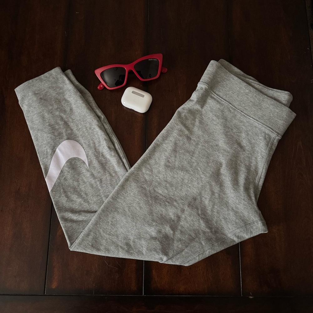Nike Women’s Gray Crop Leggings with White Swoosh Large